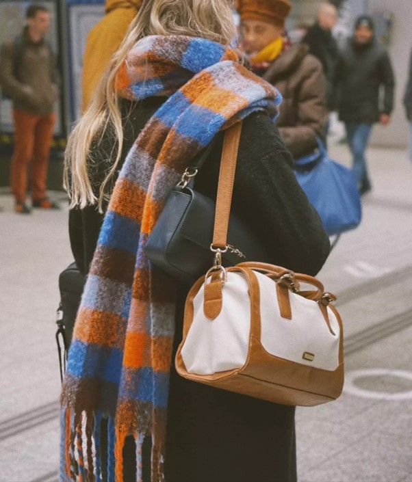 Why Big Scarves are in Trend