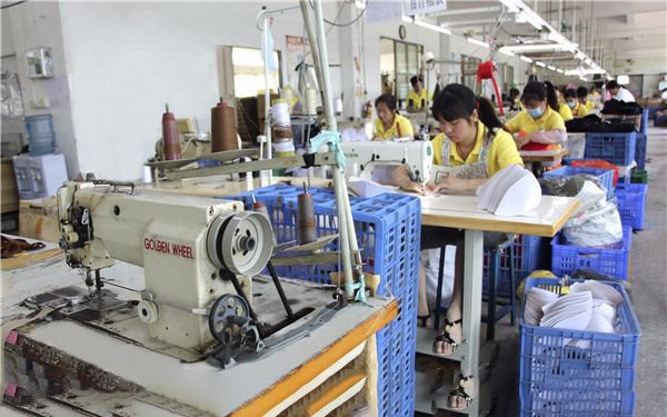 hat manufacturing workshop