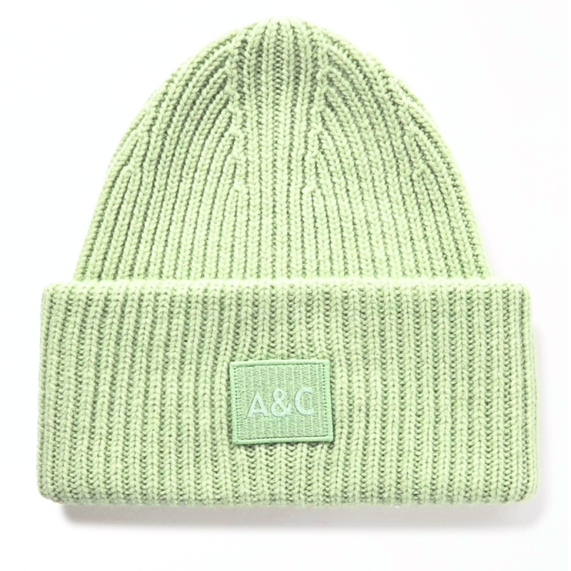 Embroidered Patch Plain-Colored Cuffed Beanies Wb2410-17 (4) Embroidered Patch Plain-Colored Cuffed Beanies Wb2410-17 (4)