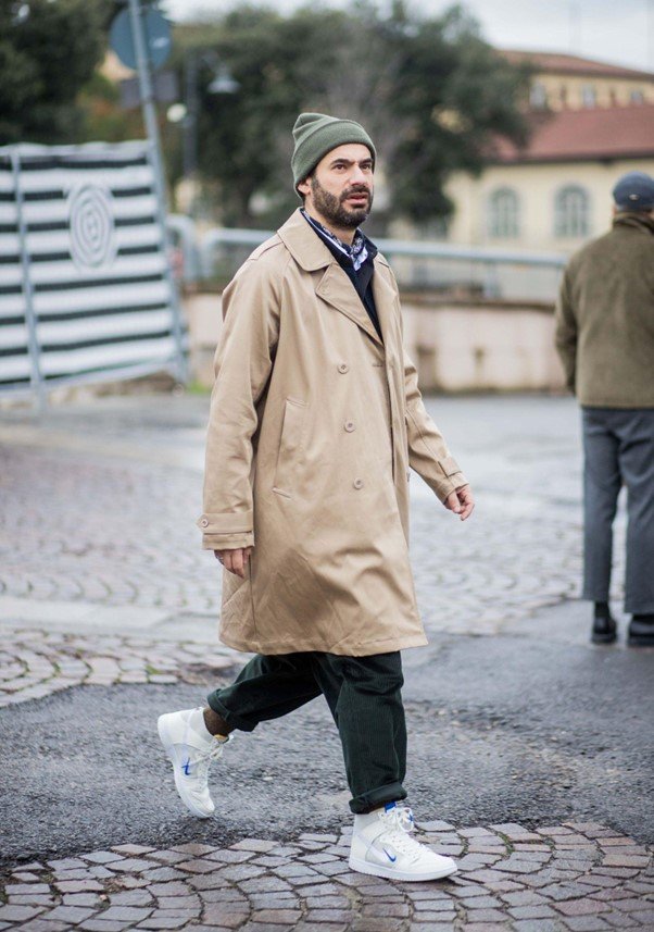 Beanie + Coat – warm and literary-02