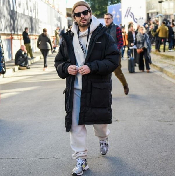 Beanie + Sweatshirt,Hoodie – completely chic and cool-01