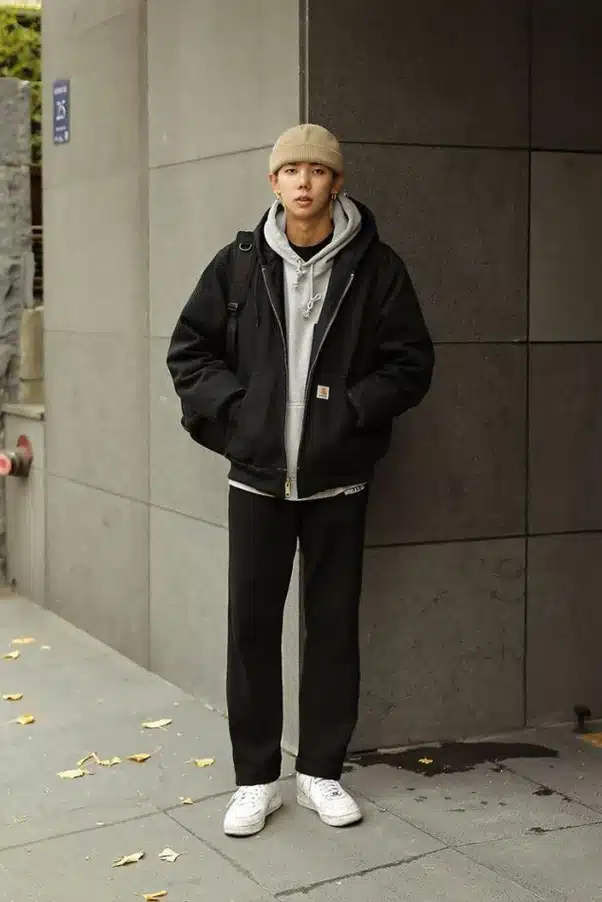 Mütze + Sweatshirt, Kapuzenpullover – absolut schick und cool-02