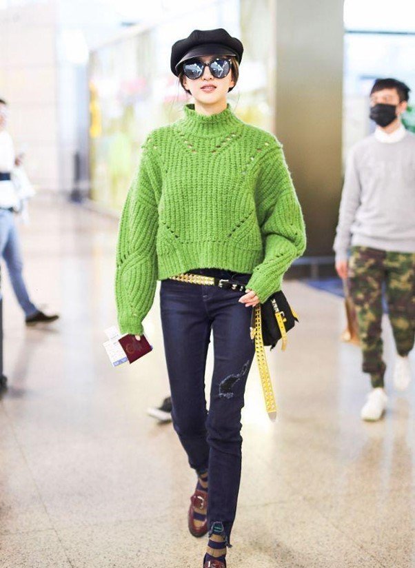 Bright-Colored Sweaters-02