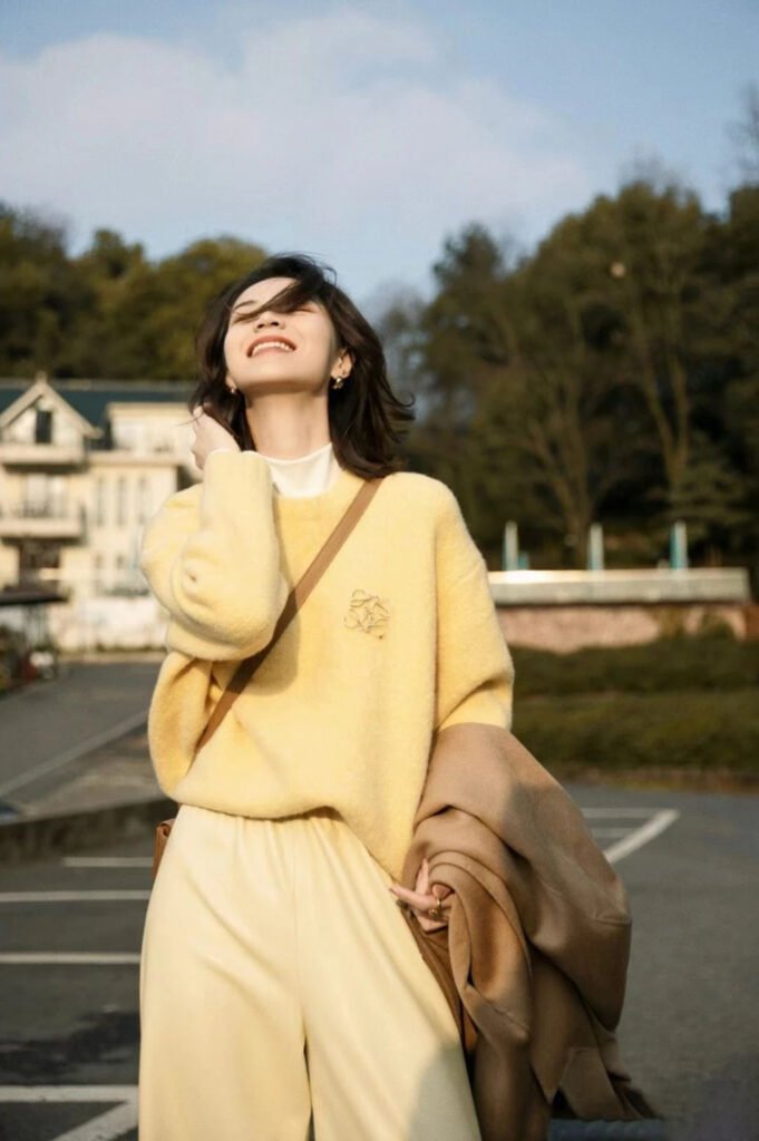 Milk yellow sweater