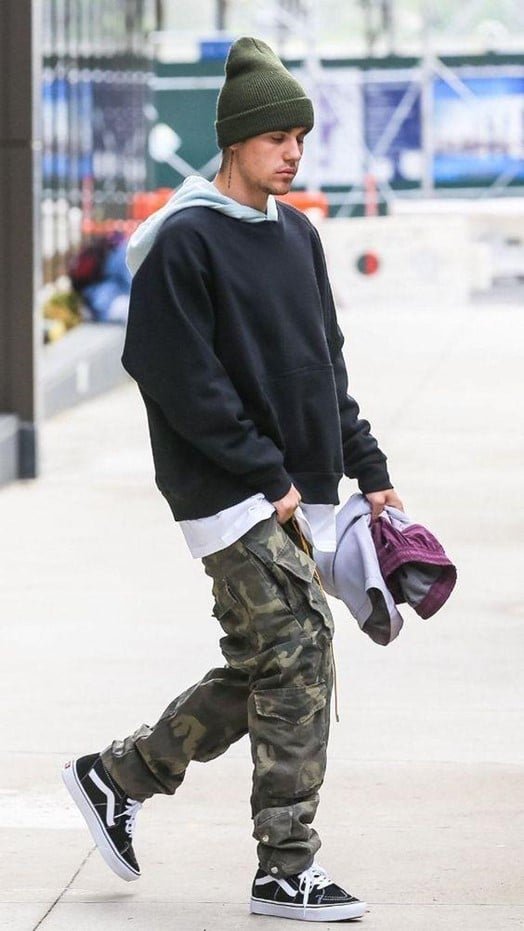 Echoing the color between the pants and the beanie-05