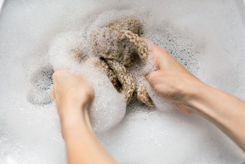 knit hat washing