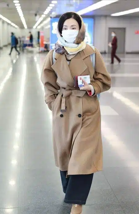 sciarpa e cappotto