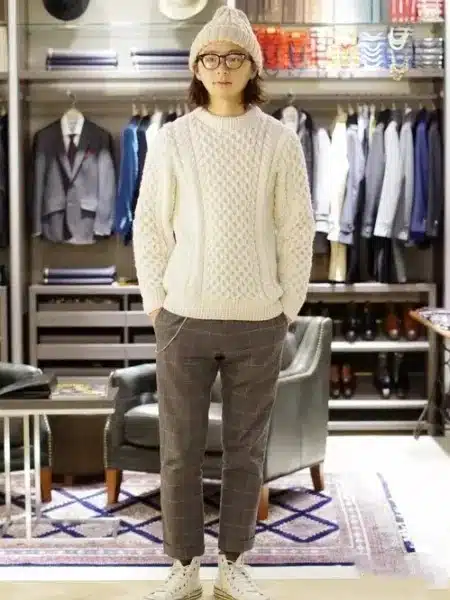 white-beanie-glasses-1 White Beanie + Glasses