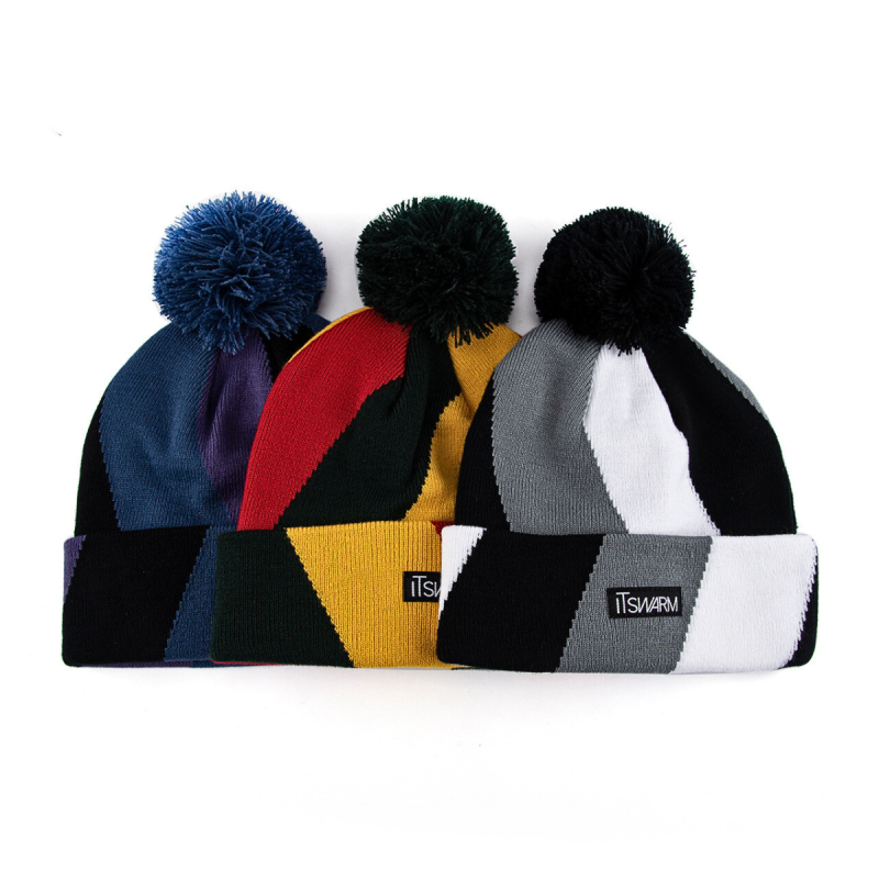 Color-Contrast Woven Label Pompom Beanies SFG-210409-1 (4)