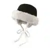 cappello invernale a secchiello