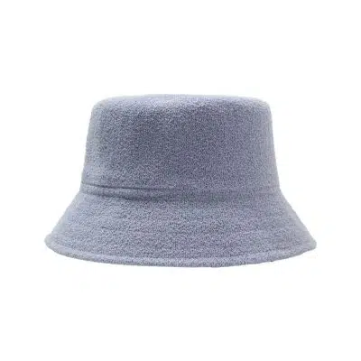cappello invernale a secchiello