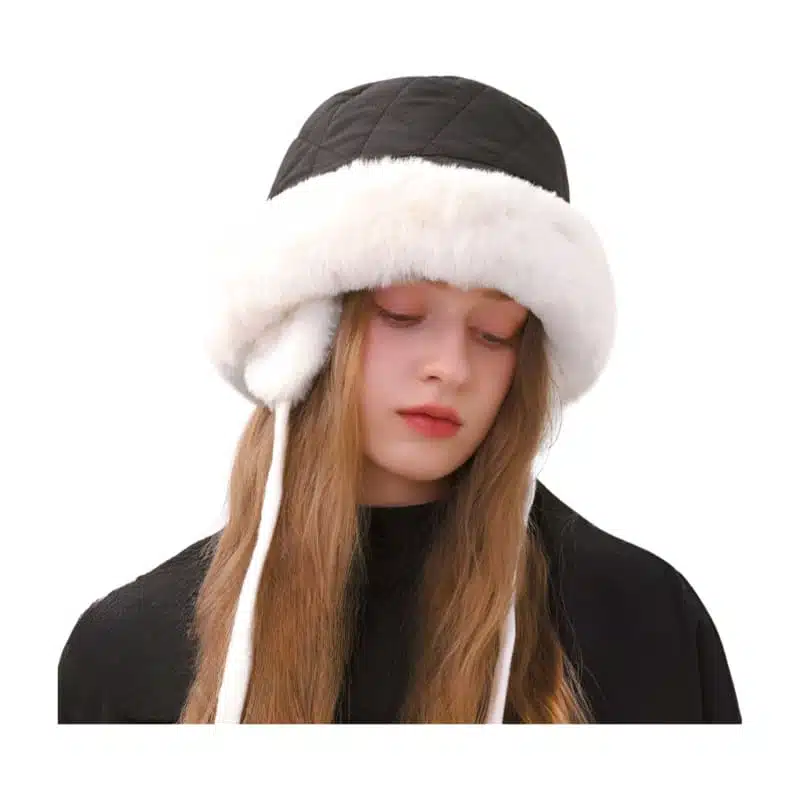 cappello invernale a secchiello