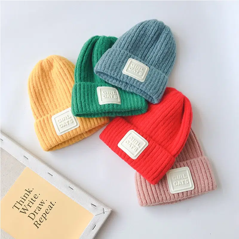 Custom Private Woven Label Logo Cute Cuffed Plain Beanie for Children