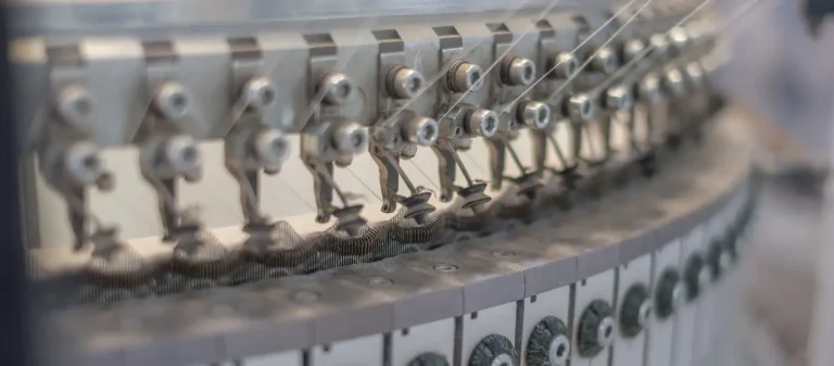 What Is Weft Knitting_ A Quick Guide to Textile Basics