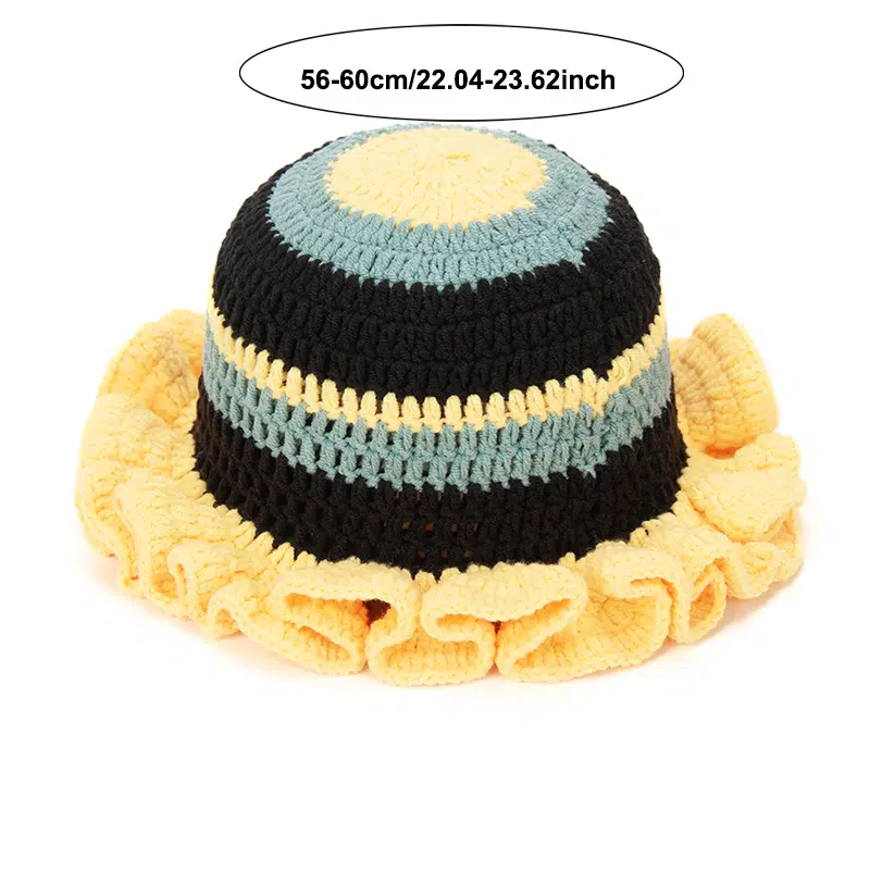 Damen-Winterhut aus Acrylstrick mit Streifenmuster und Häkelrand
