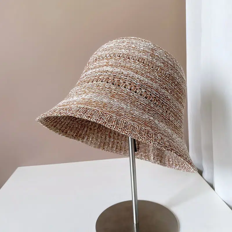 Chapeau de pêcheur en acrylique tricoté creux pour femmes, offrant une protection solaire