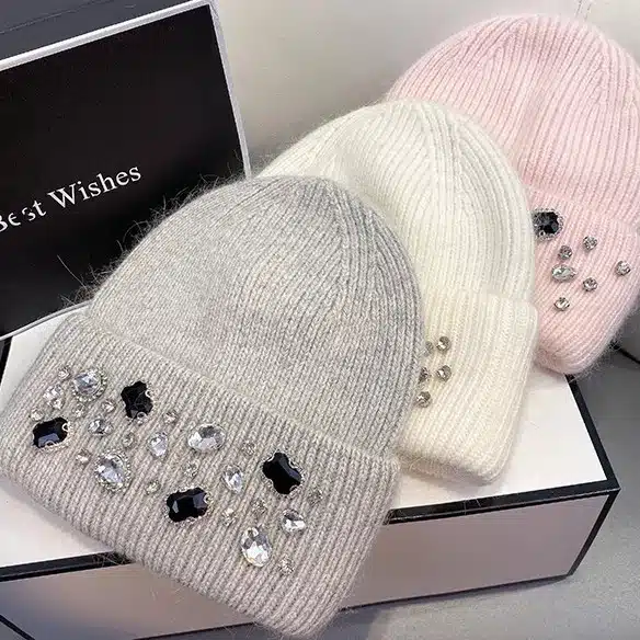Handgefertigte, gestreifte Polyester-Strickmütze für Damen für Herbst und Winter