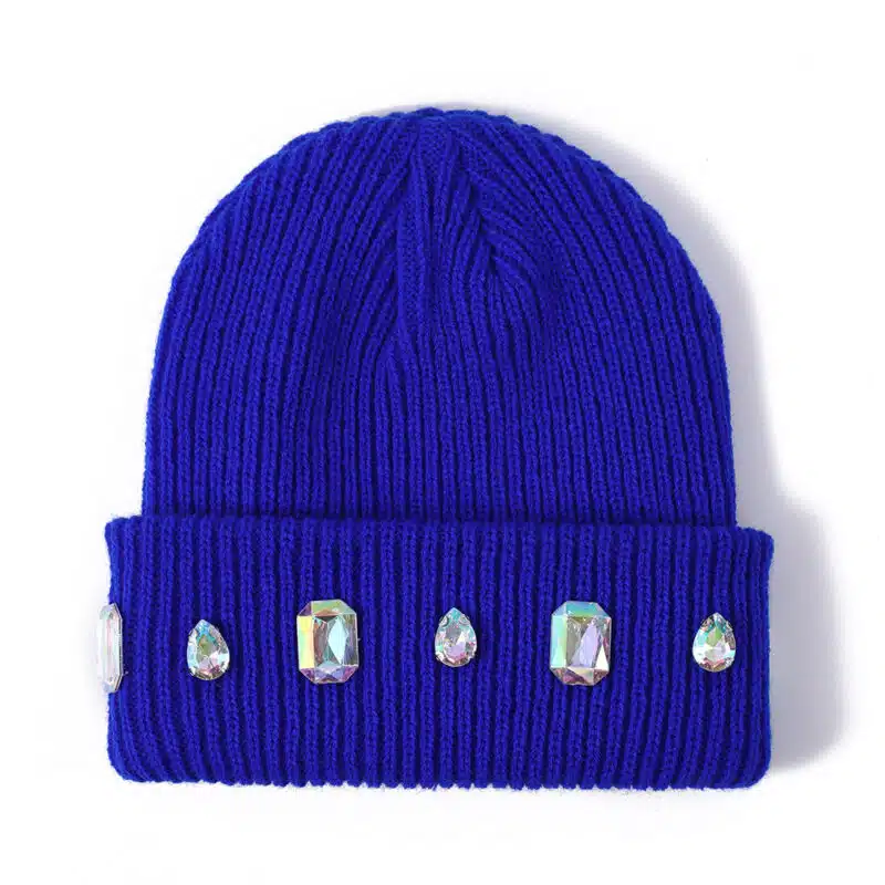 Bonnet en acrylique personnalisé avec chaîne en perles et strass – Chaud et élégant