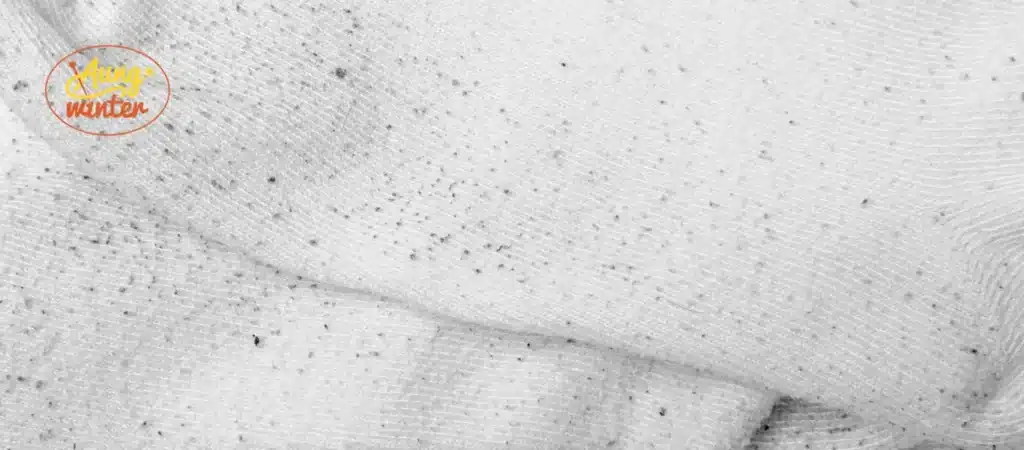 Pilling and Fuzzing on Knit Winter Hats - 03